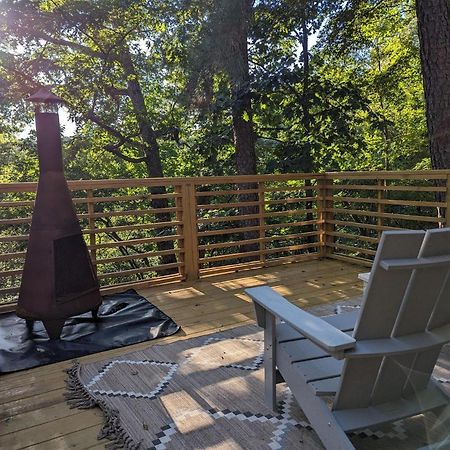 Апартаменты Cabin #6 With Hot Tub Deck And Sunset View At Loblolly Pines Юрика Спрингс Экстерьер фото